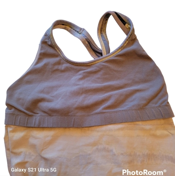 Nike Dri Fit Built- in Sports Bra Tank Racerback Blue Yellow Gray Size L - Picture 5 of 5